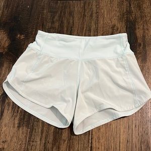 Lululemon Speed Up 4’ inch shorts